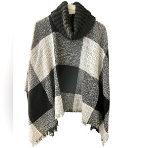 Anne Klein chunky turtleneck poncho